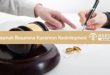 anlaşmalı boşanma kararının kesinleşmesi, boşanma kararının kesinleşmesi, boşanma kararının tebliği, gerekçeli karar nedir, kısa karar nedir, istinaf süresi, istinaf hakkından feragat, kesinleşme şerhi, elden tebliğ, boşanma kararına itiraz, icra takibi, anlaşmalı boşanma süreci, tebligat, istinaf, kesinleşme, Anlaşmalı Boşanma Kararının Kesinleşmesi Süreci, Anlaşmalı Boşanmalarda İstinaf Kanun Yoluna Başvuru, Anlaşmalı Boşanma Kararının Kesinleşmesi Ne Anlama Gelir? ,Anlaşmalı Boşanma Davasında Kararın Kesinleşmesine Neden Gerek Vardır?, Anlaşmalı Boşanma Davasında Taraflar İmza Atmazsa Ne Olur?,